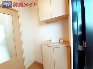 鈴鹿市駅 徒歩9分 2階の物件内観写真